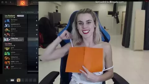 Accidental Nipple Slip Twitch Streamer Regrets Everything