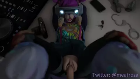 Dj Bop taking it in the pussy - Meatroza