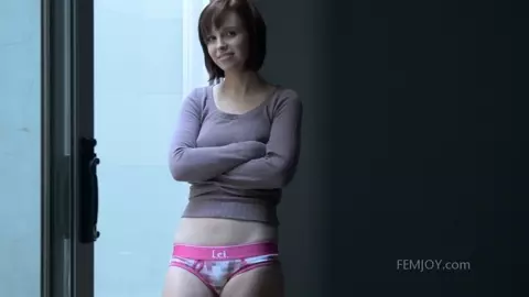FemJoy - Hayden W