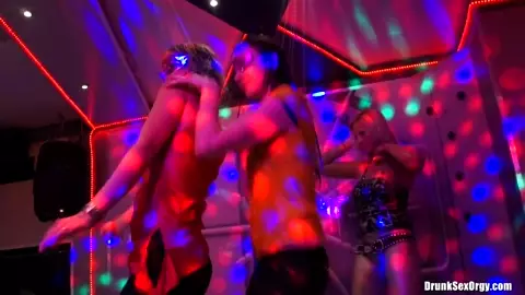 Valentine's Day Vaginas Part 22012-03-02_1920