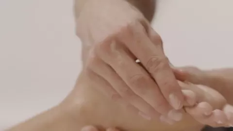 Masseuse