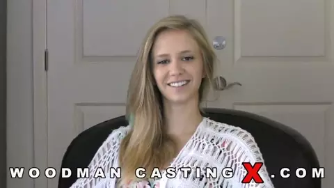 Amateur Girl From USA Tries Herself In Porn
