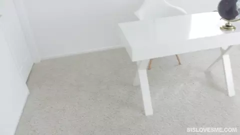 Cute Stepsis Makes Blowjob And Spreads Her Legs