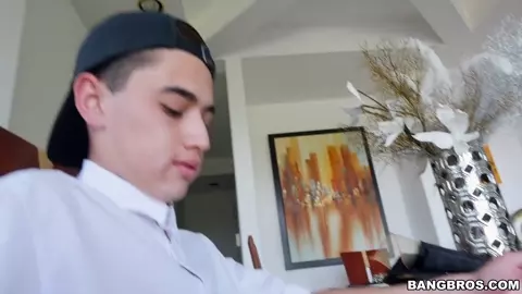 Mom Got Daughter's Boyfriend