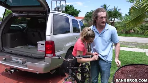 Pump Up My Wheels, Fuck My Pussy
