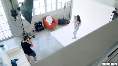Hot Model Fucks With A Voyeur