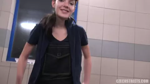 Sexy Washer Got Extra Money