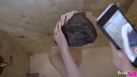 Watching My Stepsis Takes A Shower