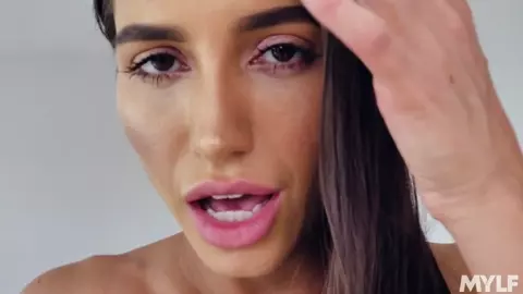 Jerking Off With A Superb Model