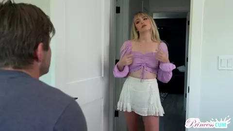 My Stepsis Let Me To Touch Her Pussy For My Credit Card