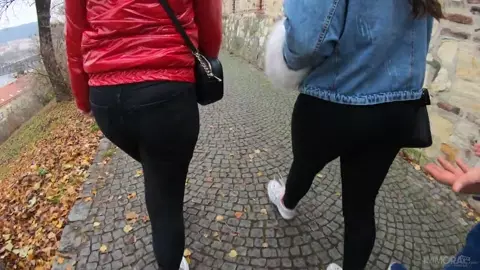 Grinch Gets A Taste Of Huge Teen Asses
