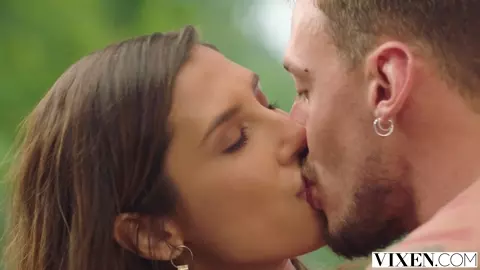 Alpha Males Fuck The Hot Chicks