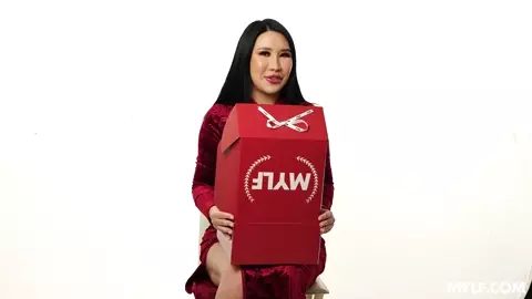She's Stellar From Earth To Moon