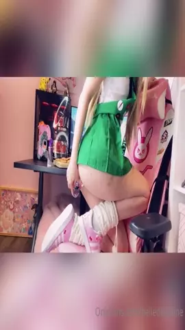 Belle Delphine - Girl Scout