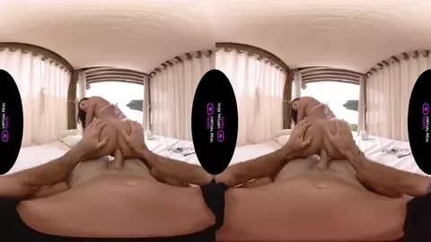 VirtualRealTrans Luiza Silva / Close Match