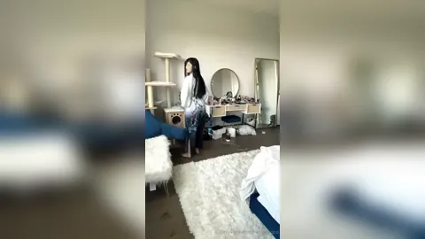 Quqco Nude Strip Tease Onlyfans Video Leaked