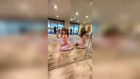 MissWarmJ Ass Thong Mirror