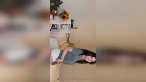 Grinchie AKA Puppiwii Nude Dancing