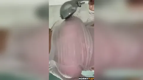 Megnutt02 Nude Wet T-shirt Shower