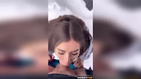 Noturhoneybb Nude Outdoor Blowjob