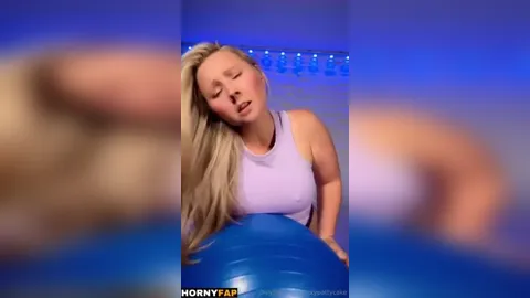 Sexypattycake Nude Dildo Riding