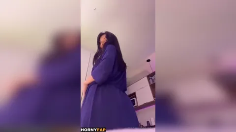 Juju - Voulezj Nude Robe Tease