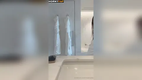 Mia Khalifa Nude Make Up After Shower PPV Onlyfans Video Leaked