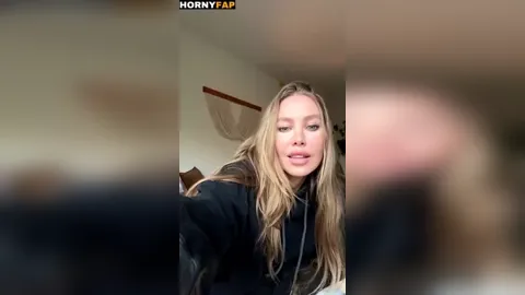 Nicole Aniston Nude Masturbation PPV Livestream
